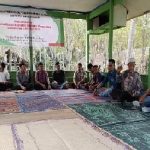 Dosen Prodi Kehutanan Dan Teknologi Industri Pertanian Latih Manajemen Koperasi Garam Bahari Meugahna